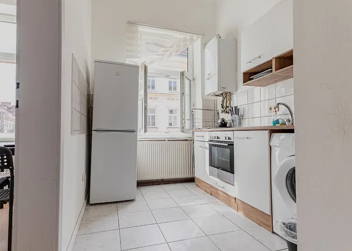 Cozy 2-bedroom Near Prater & Danube *